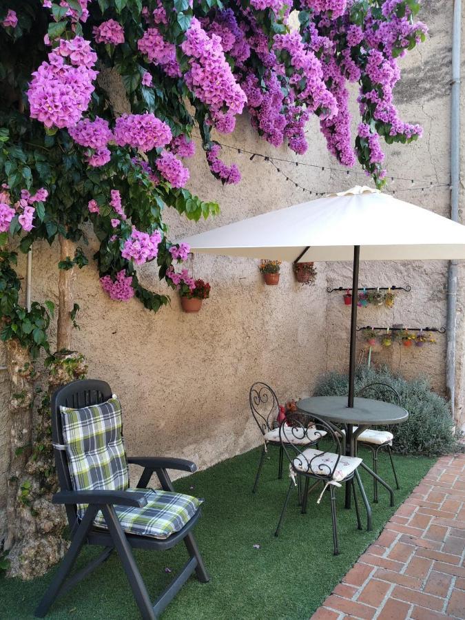 Апартаменты Il Giardino Di Laura Тосколано-Мадерно Экстерьер фото